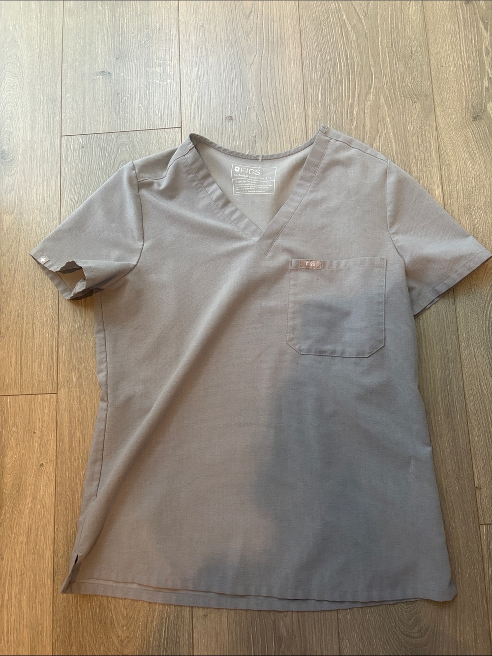FIGS SCRUB TOP Gray Size Small